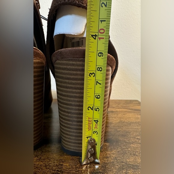 A.n.a Muse DK Cognac Open Toe Heeled Bootie NWT/box - Picture 4 of 6